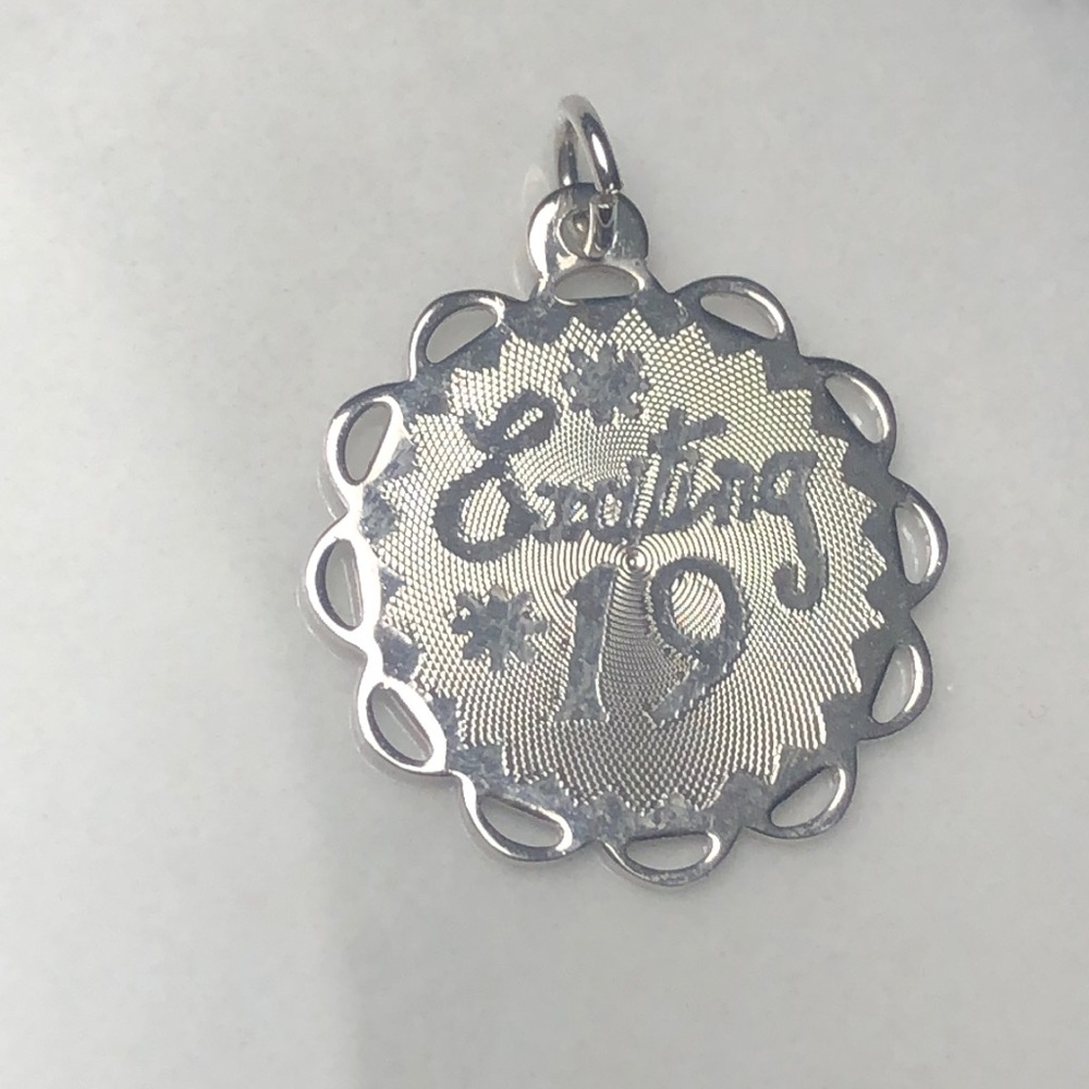 Exciting nineteen‎ 19 birthday gift solid sterling silver pendant vintage charm